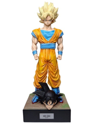Goku 34Cm De Altura Con Dos Cabezas Intercambiables